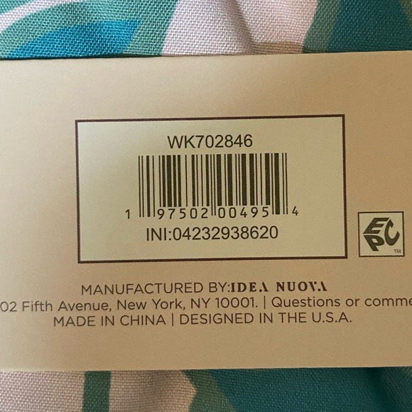 NWT Floral Wall Decor Tapestry by Urban Shop - Picture 5 of 5